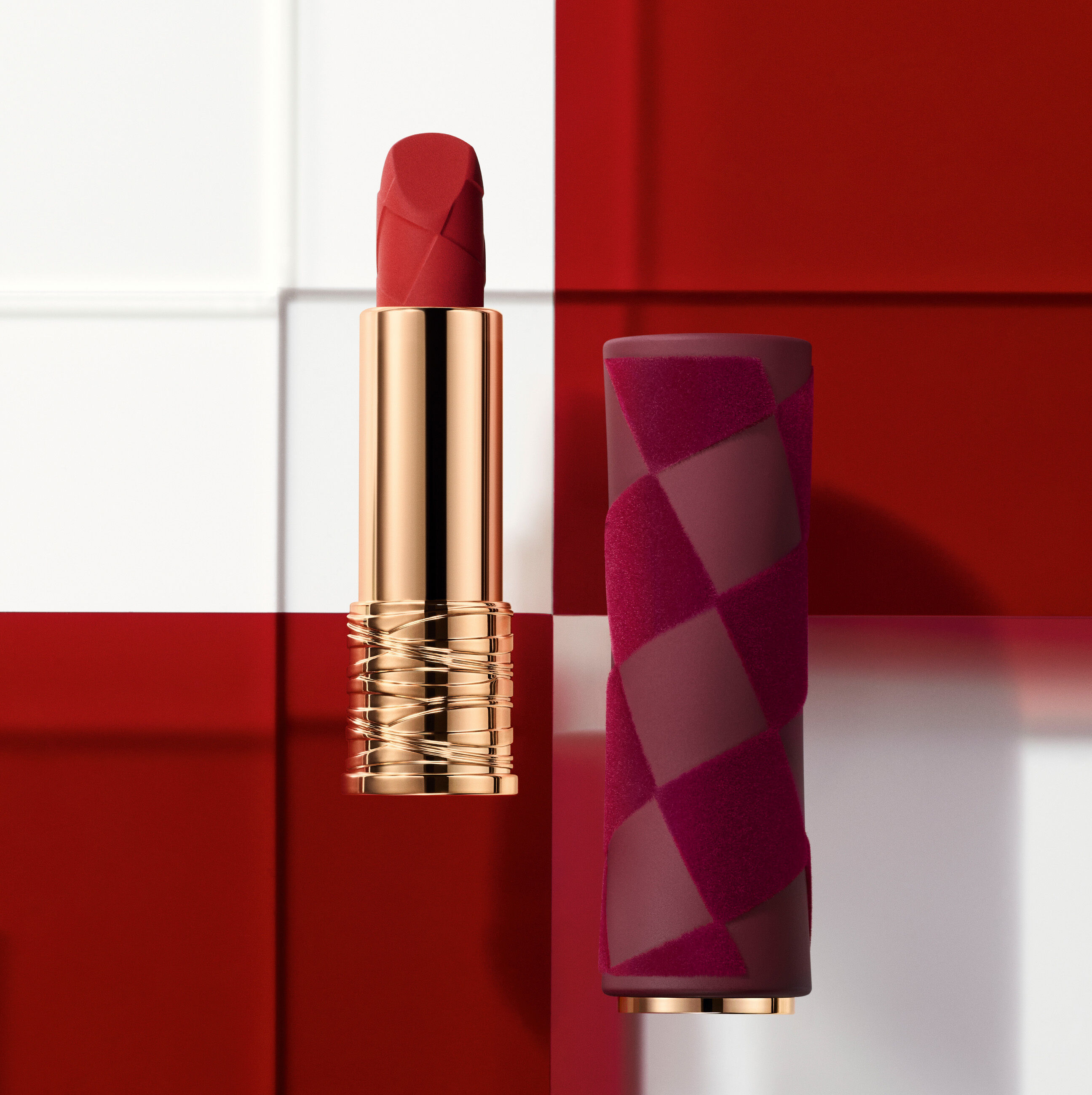 L'ABSOLU ROUGE INTIMATTE LIPSTICK