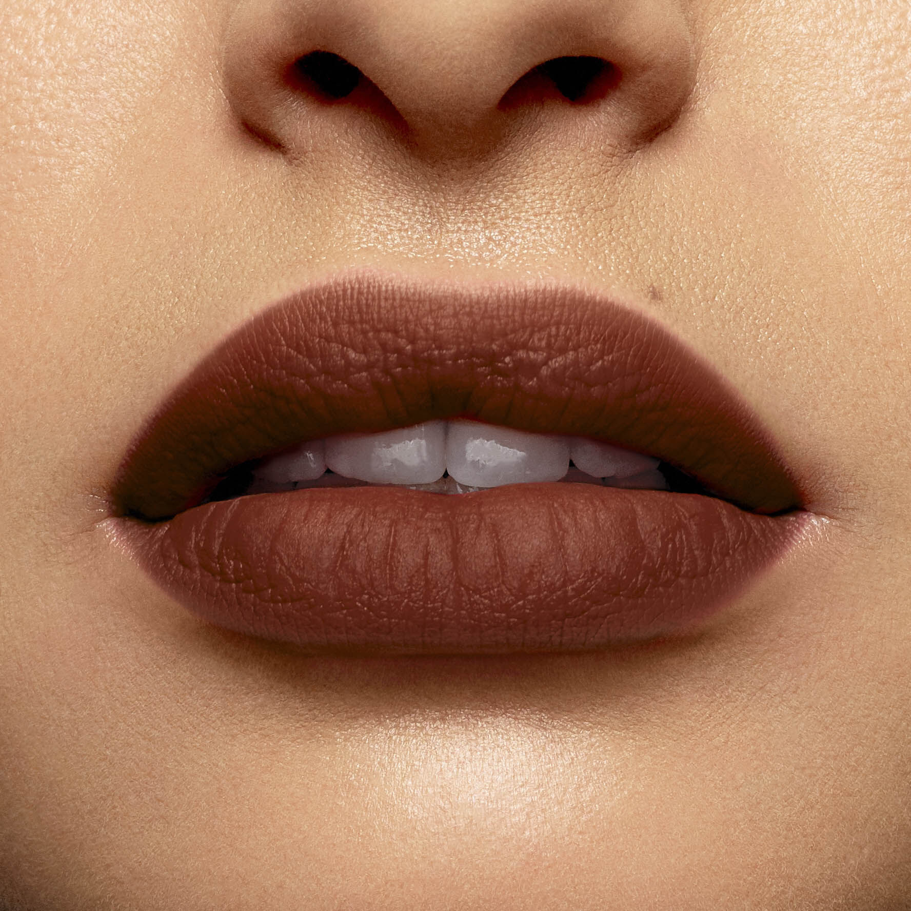 L'ABSOLU ROUGE INTIMATTE