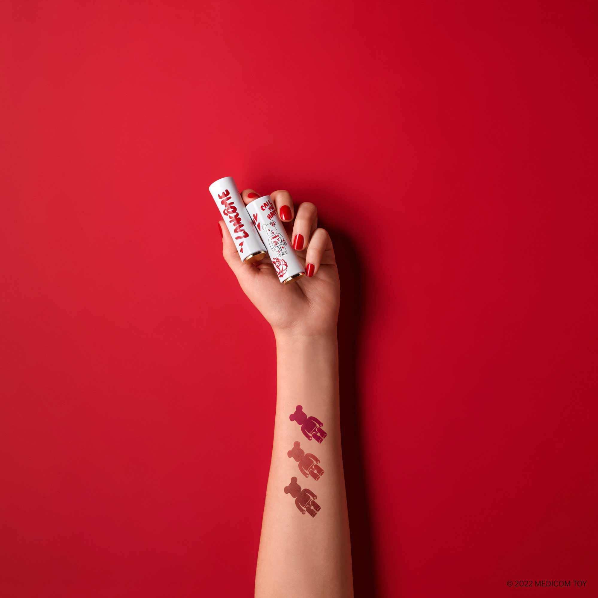 L'ABSOLU ROUGE