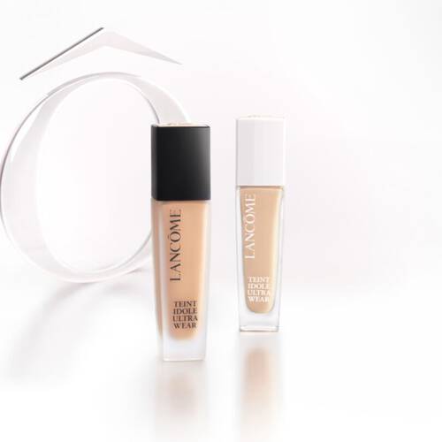 Image for Lancome's home makeup section, featuring a visual promoting makeup categories with a vibrant and engaging design.