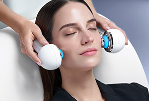 COMPLIMENTARY PRO RADIANCE BOOSTER